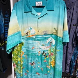 Disney Men's Surfing Paradise Shirt - Teal and Yellow